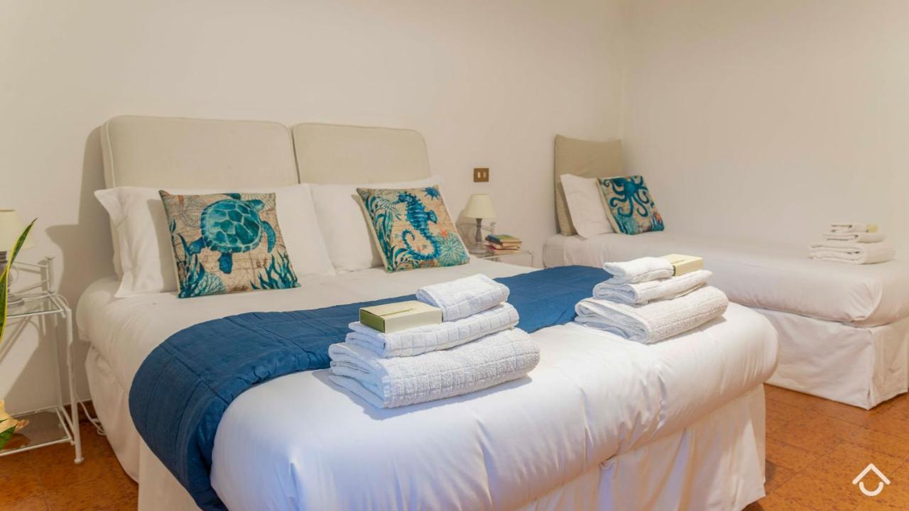 Villa Al Mare - Cala Gonone Dorgali Kültér fotó